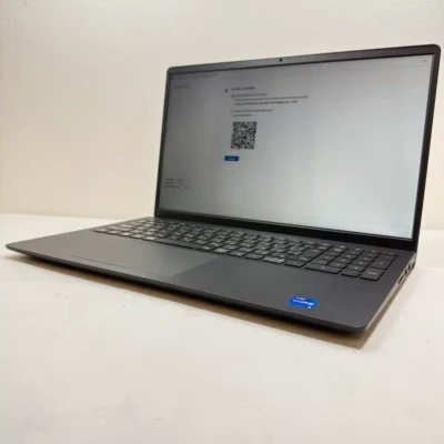 ストレージエラー（No Bootable Device）が表示されている診断画面